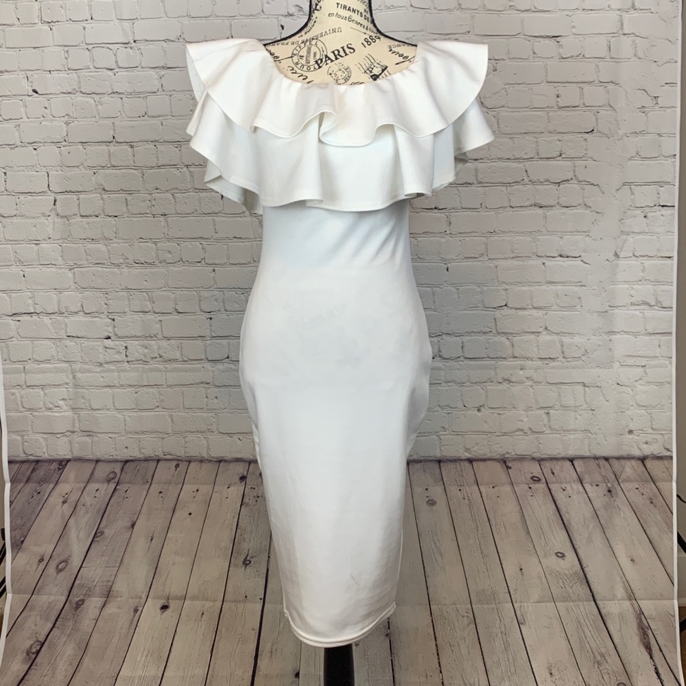 While Peplum Top dress